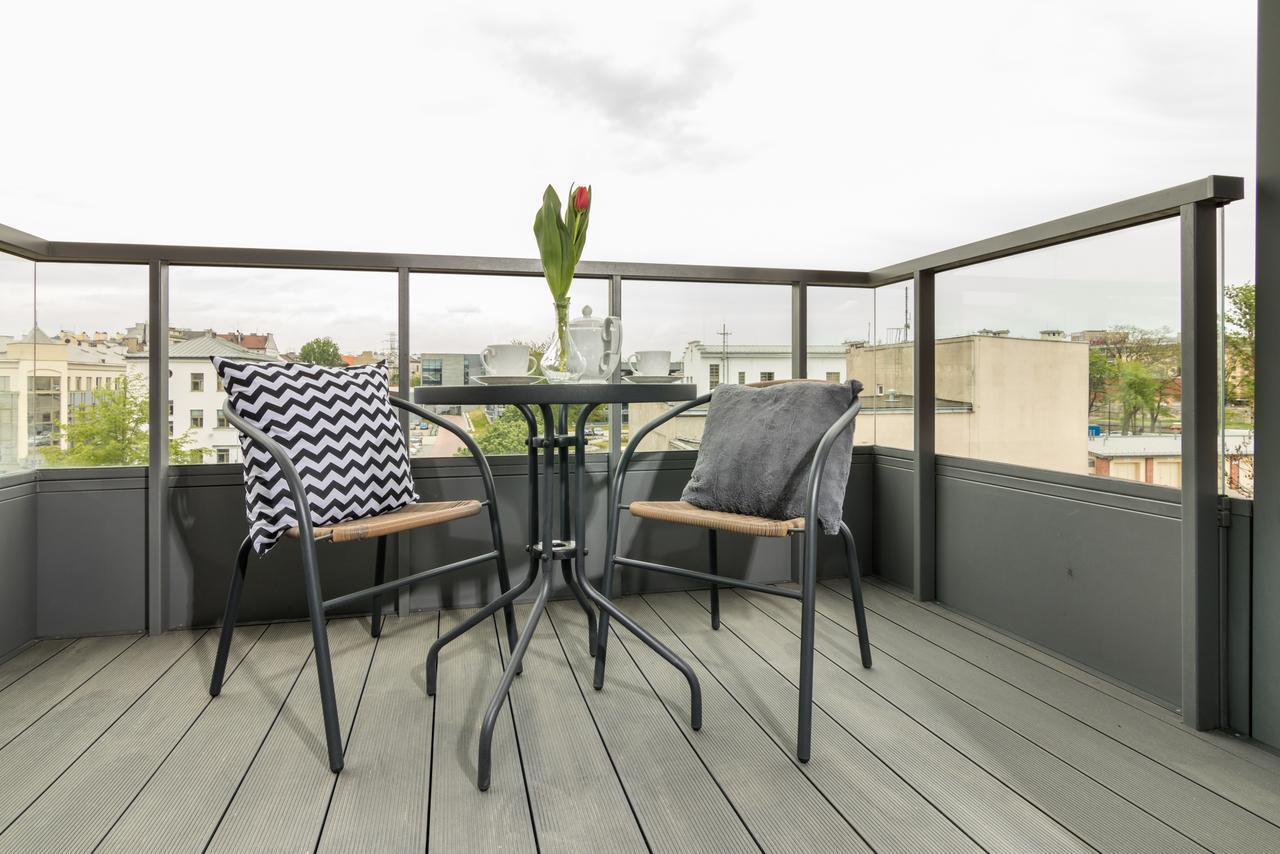 Wawrzynca Apartment With Parking คราคูฟ ภายนอก รูปภาพ
